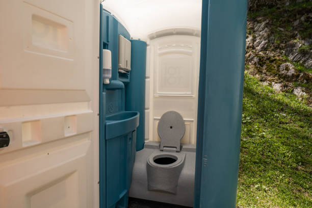 Best Sanitation services for porta potties  in Iowa City, IA