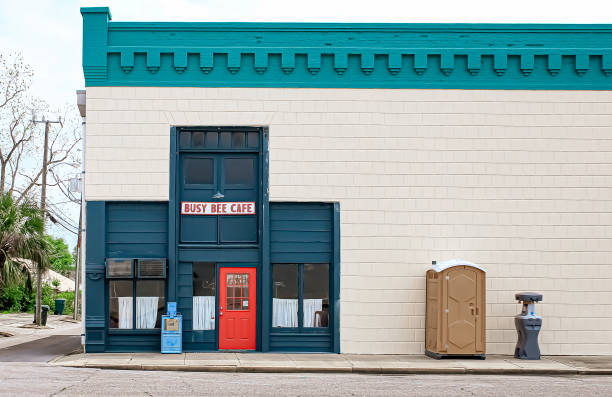 Porta potty delivery and setup in Iowa City, IA